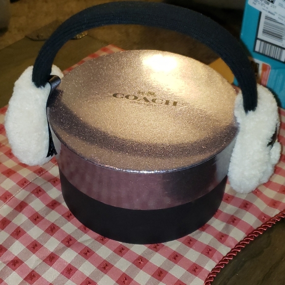 New Coach Penguin Shearling Leather Ear Muffs - Picture 3 of 12